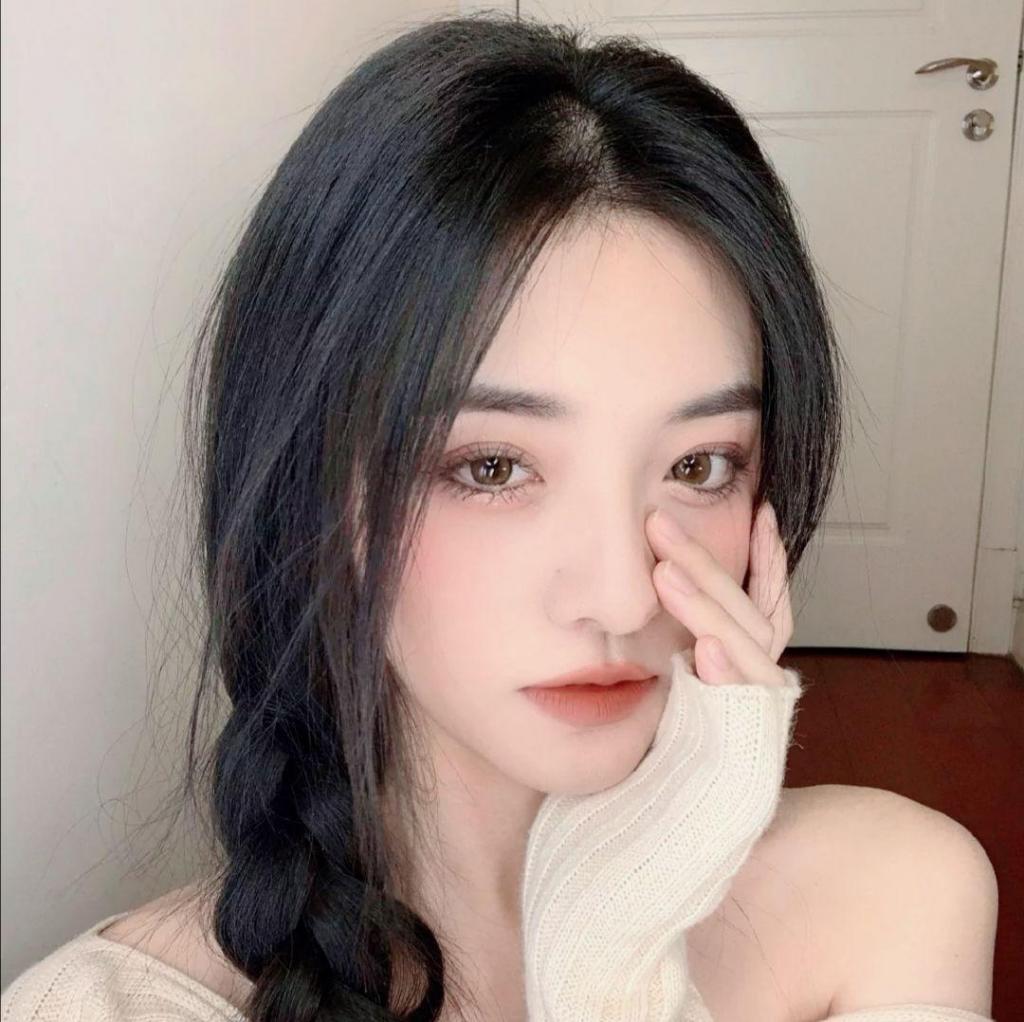 和闺蜜互换身份一天,她被老板骂哭